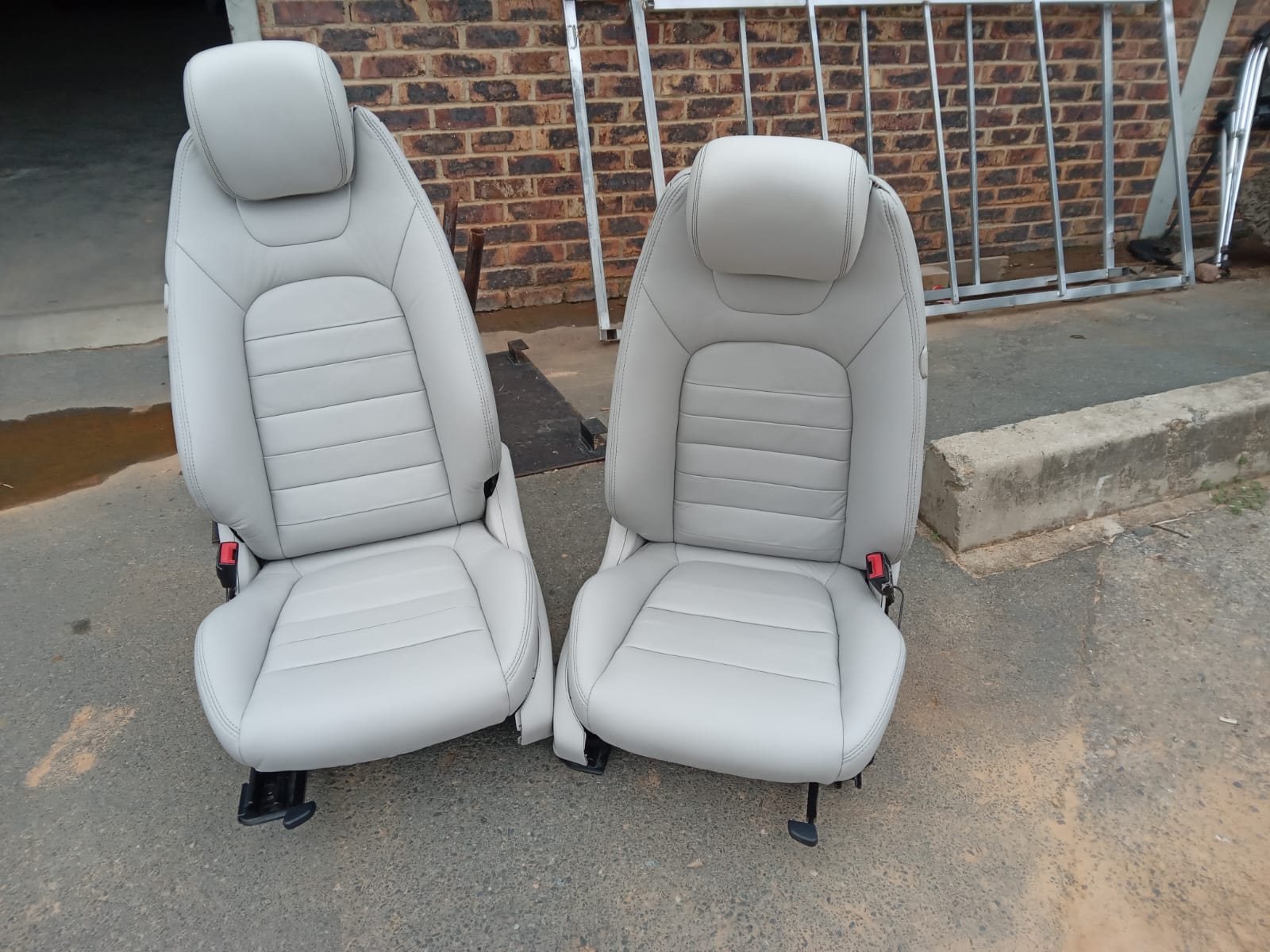 Car Seats Restoration